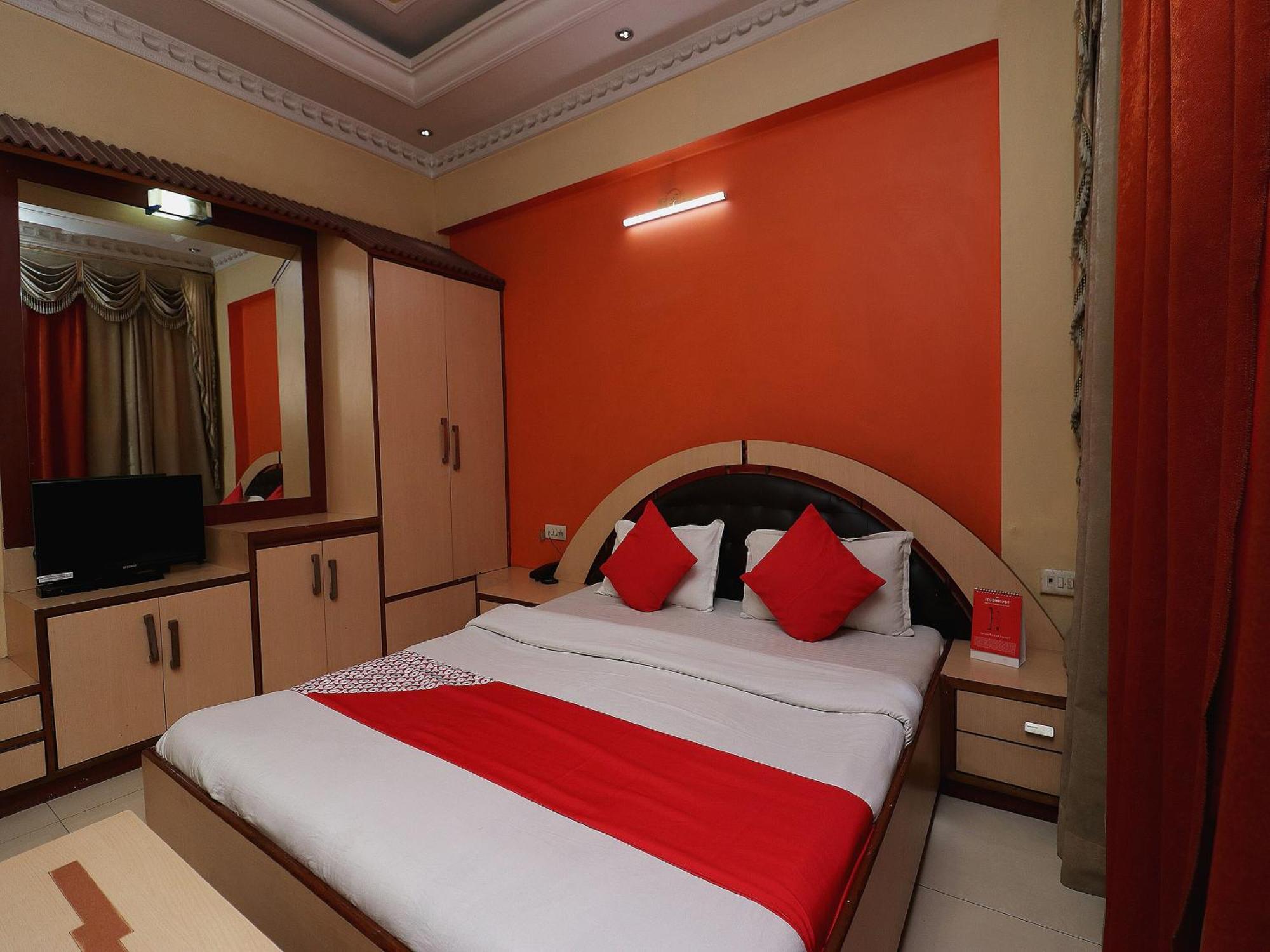 Hotel O Akash Regency Dhanbād Esterno foto